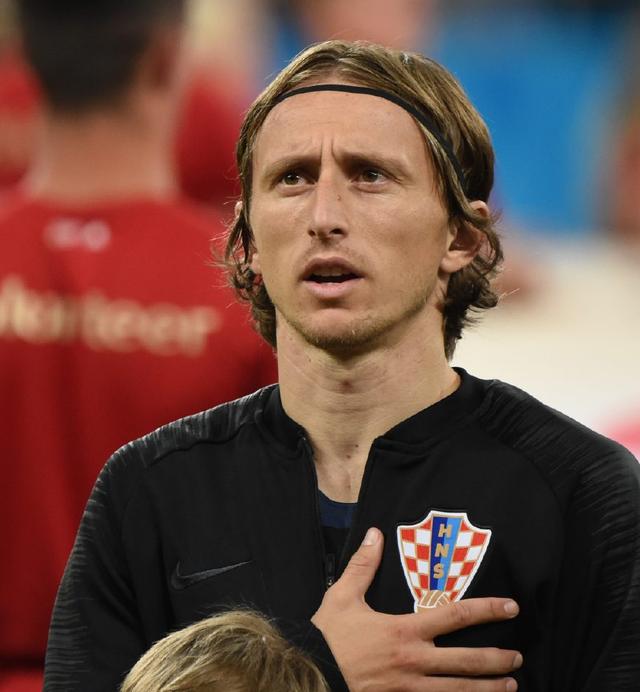 T1官宣Oner续约至2028！Faker+Oner中野铁三角锁定未来，23岁生日惊喜续约引爆韩服