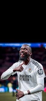 纳格尔斯曼：整个多特都处于艰难的阶段，单个球