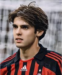 解析西雅图水手队如何通过培养本土年轻王牌建立可持续的季后赛竞争